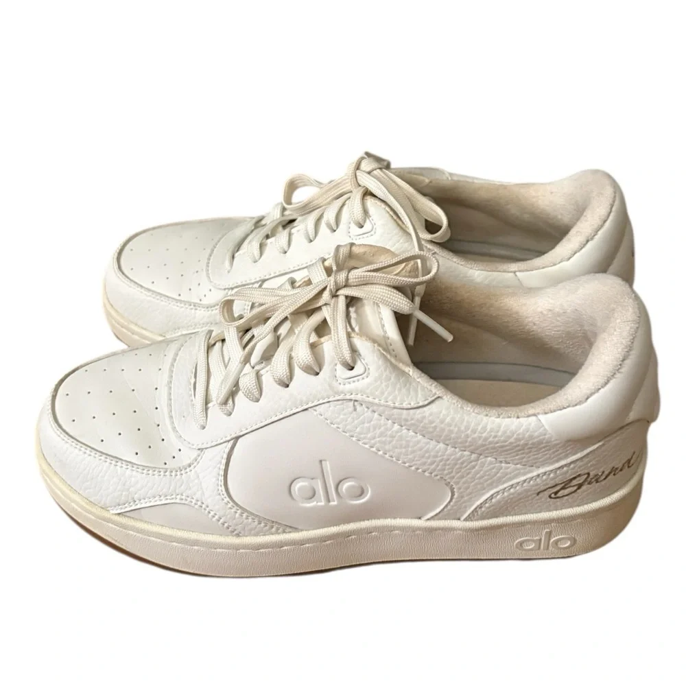 ALO Yoga White Sneakers - Read description - Picture 4 of 11